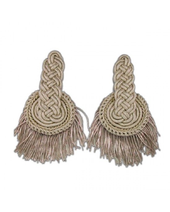 Epaulettes